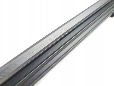 Bandă de etanșare a geamului ușii din dreapta Ford Fiesta mk8