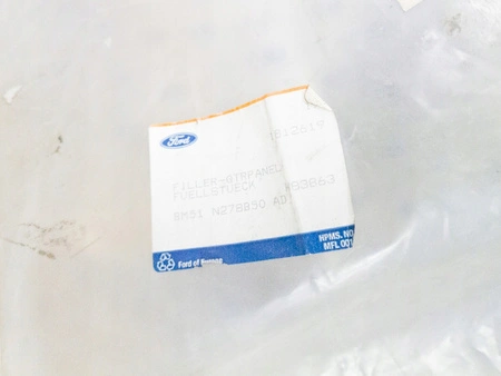 Arcul roții spate dreapta Ford Focus mk3 NOU ORIGINAL