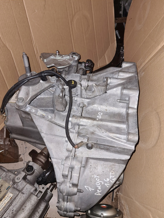 Transmisie Citroen C4 Peugeot 3008 5008 1.6