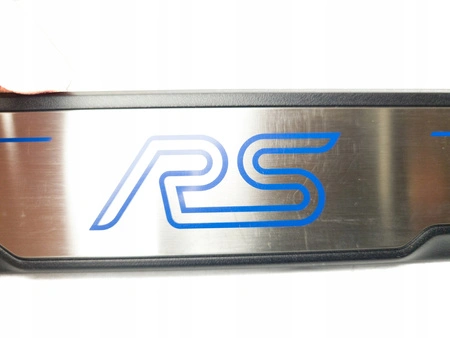 Pragul de ușă dreapta Focus RS zgâriat