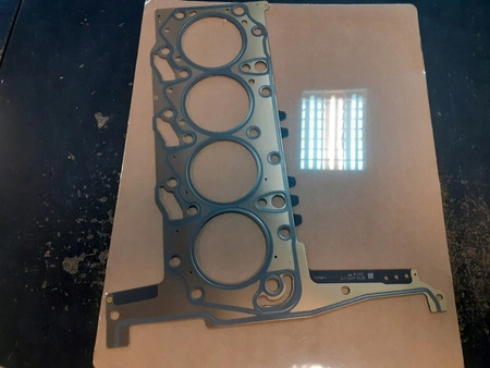 Uszczelka pod głowicę FORD TRANSIT RANGER 2.2 TDCI