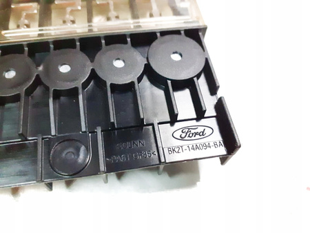 Cutie de siguranțe personalizată Ford Transit NOU