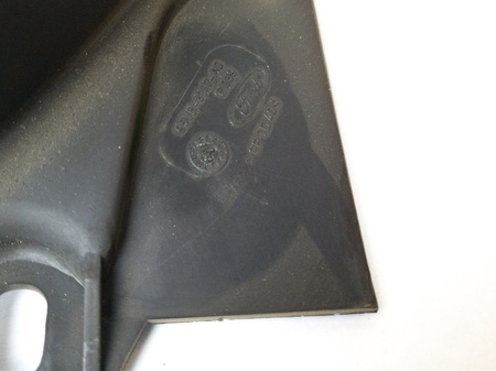 Capacul carcasei superioare a ventilatorului Ford Transit 2.5