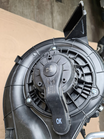 Ford Ranger Carcasa de încălzire BDB condiție