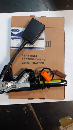 Ford Mondeo mk3 Ford Mondeo mk3 catarama centurii de siguranță NOU