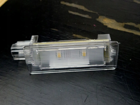 Lampka oświetlenia kabiny Ford Transit mk9 Custom