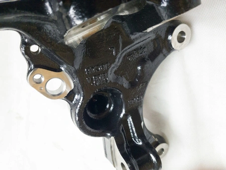 Zwrotnica lewa Ford Mustang 2015 nowa oryginał