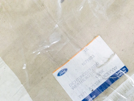 Sigiliu ușă spate Ford Mondeo mk4 ORIGINAL